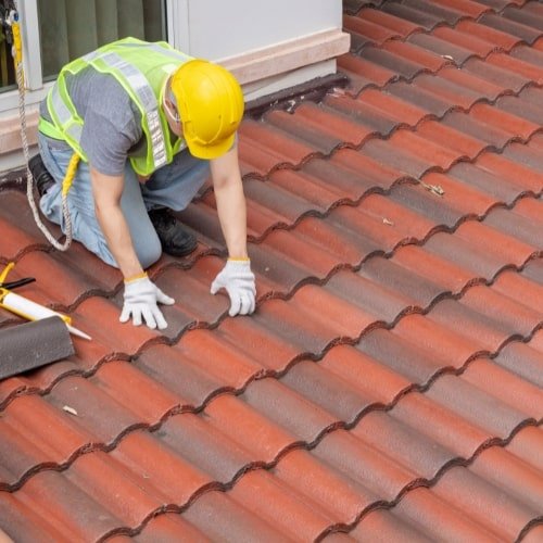 Expert Roof Repair Services in Aventura, FL
