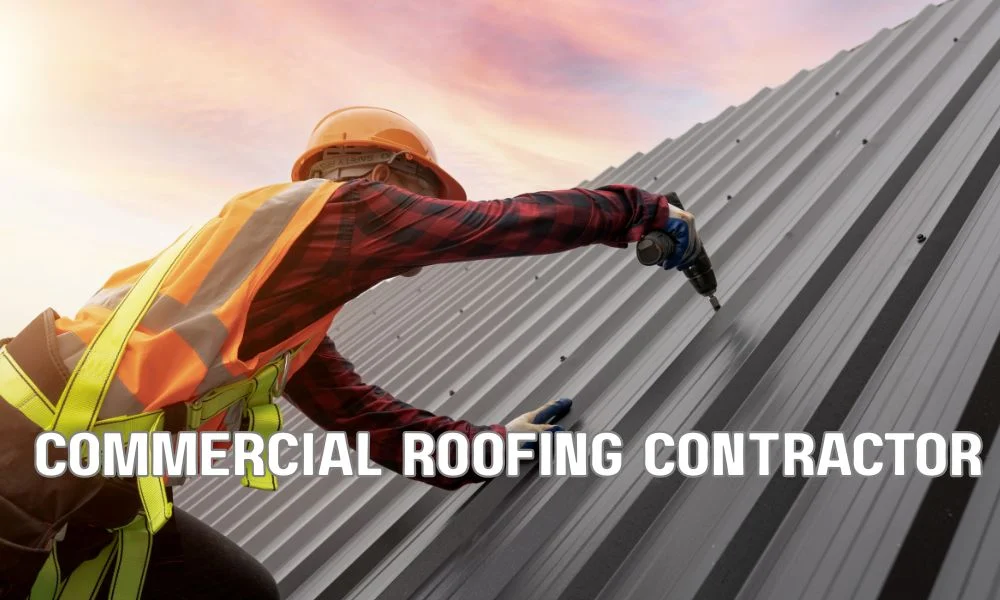 Commercial roofing contractor inspecting a flat roof on a Florida commercial building using a roof inspection checklist, checking drainage, flashing, seams, and rooftop equipment under clear daylight.